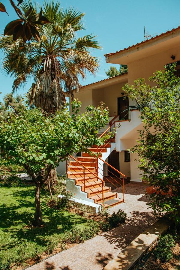 Beautiful Summerhouse In Sani'S Pine Forest Sani  Exterior photo
